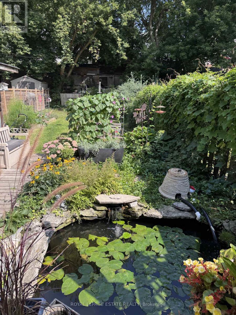 183 Waverley Road, Toronto, Ontario  M4L 3T4 - Photo 29 - E12690200