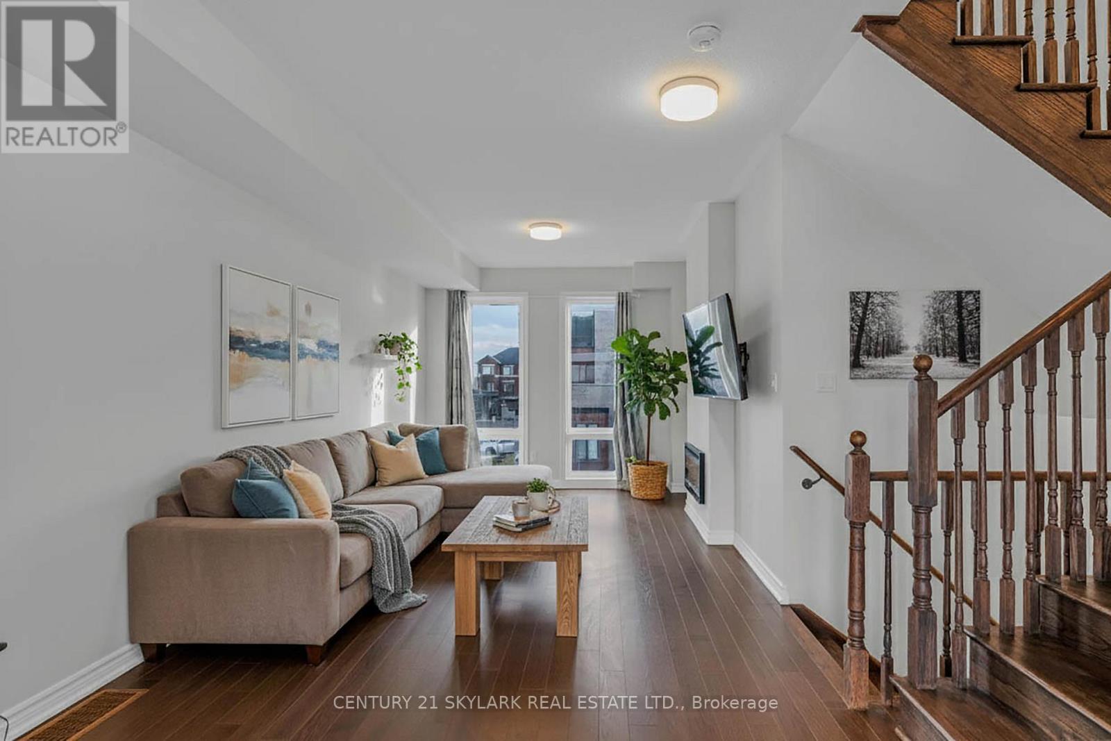 40 Douet Lane, Ajax, Ontario  L1Z 0V4 - Photo 4 - E12690206