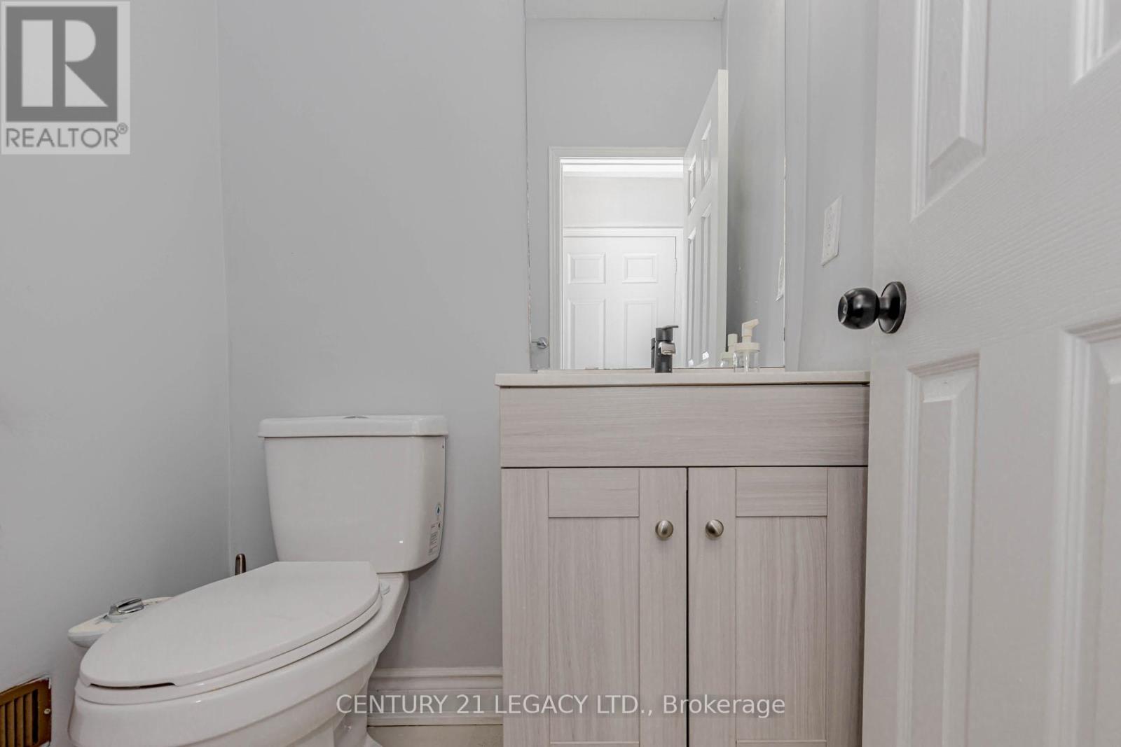 36 Valonia Drive, Brampton, Ontario  L6V 4J2 - Photo 24 - W12690058