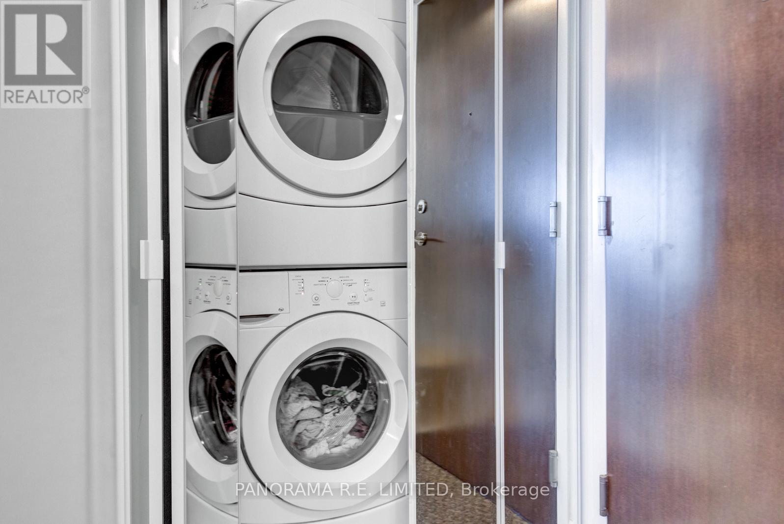 1207 - 215 Sherway Gardens Road, Toronto, Ontario  M9C 0A4 - Photo 17 - W12665138