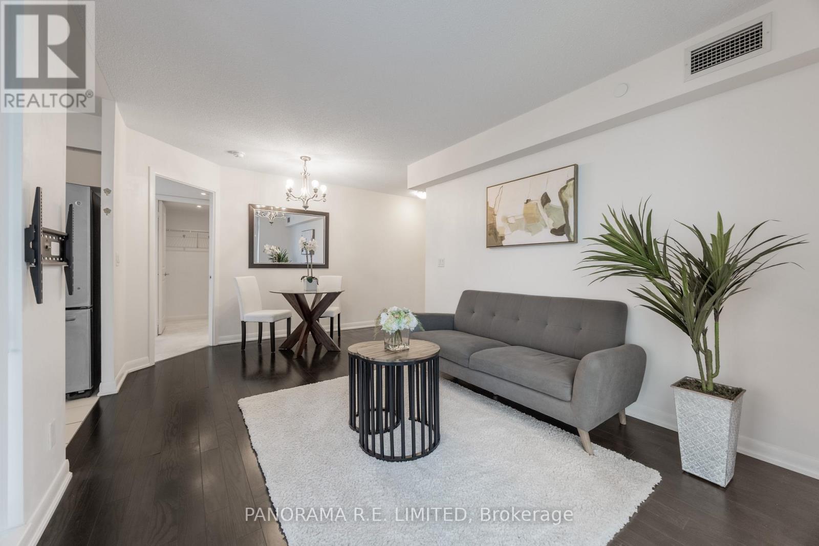 1207 - 215 Sherway Gardens Road, Toronto, Ontario  M9C 0A4 - Photo 2 - W12665138