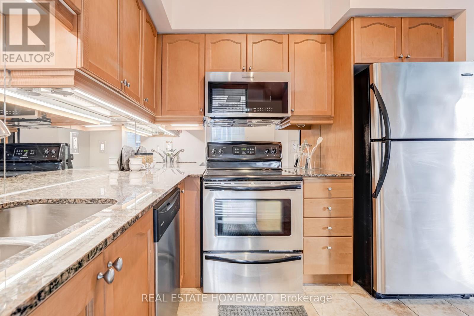 301 - 58 Marine Parade Drive, Toronto, Ontario  M8V 4G1 - Photo 7 - W12690212