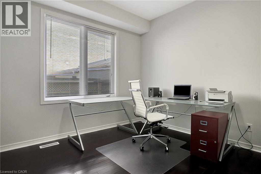 320 Robert Ferrie Drive, Kitchener, Ontario  N2P 2Y7 - Photo 19 - 40797883