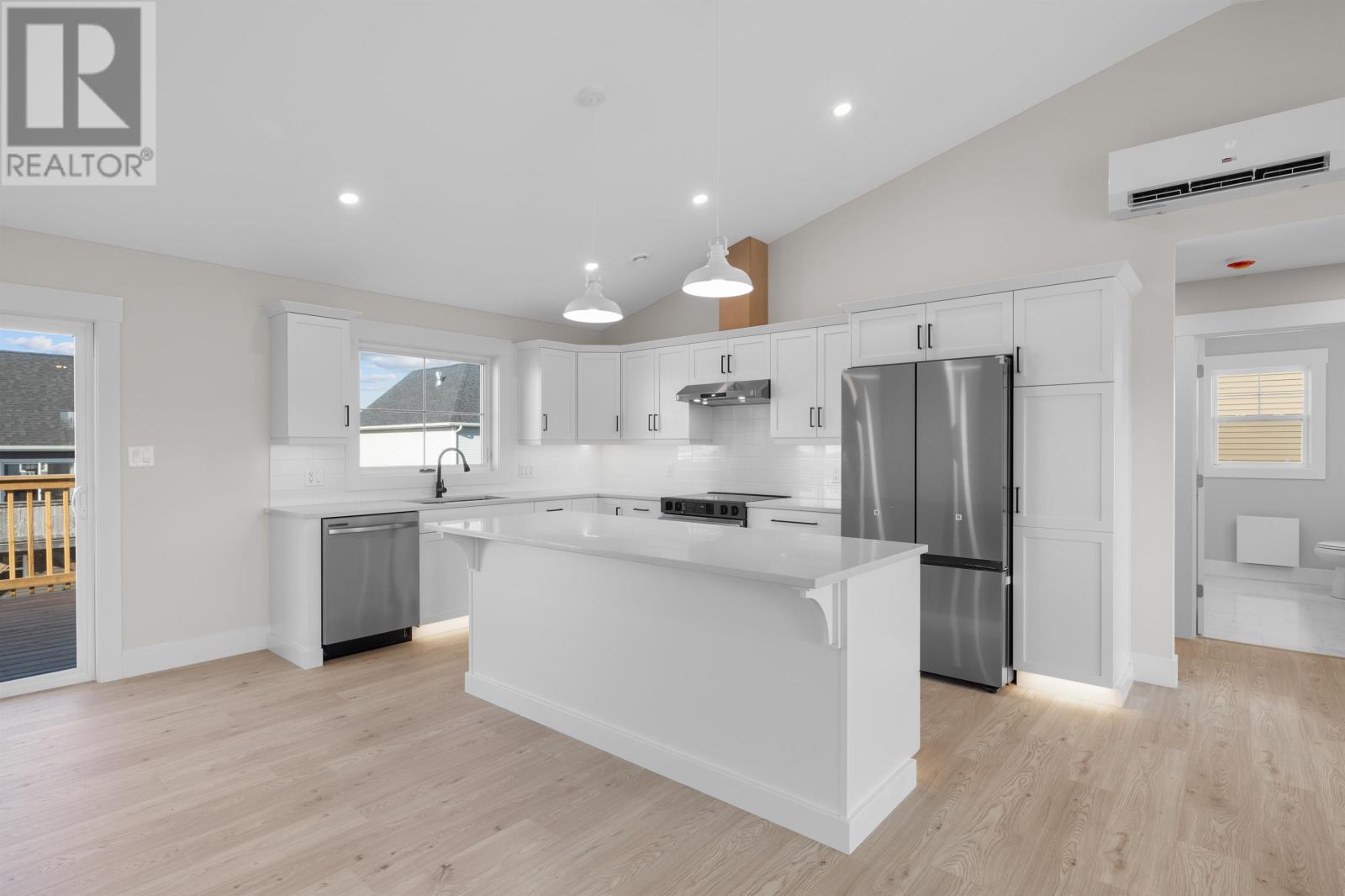 33 Bridget Drive, Charlottetown, Prince Edward Island  C1E 0G5 - Photo 8 - 202600665