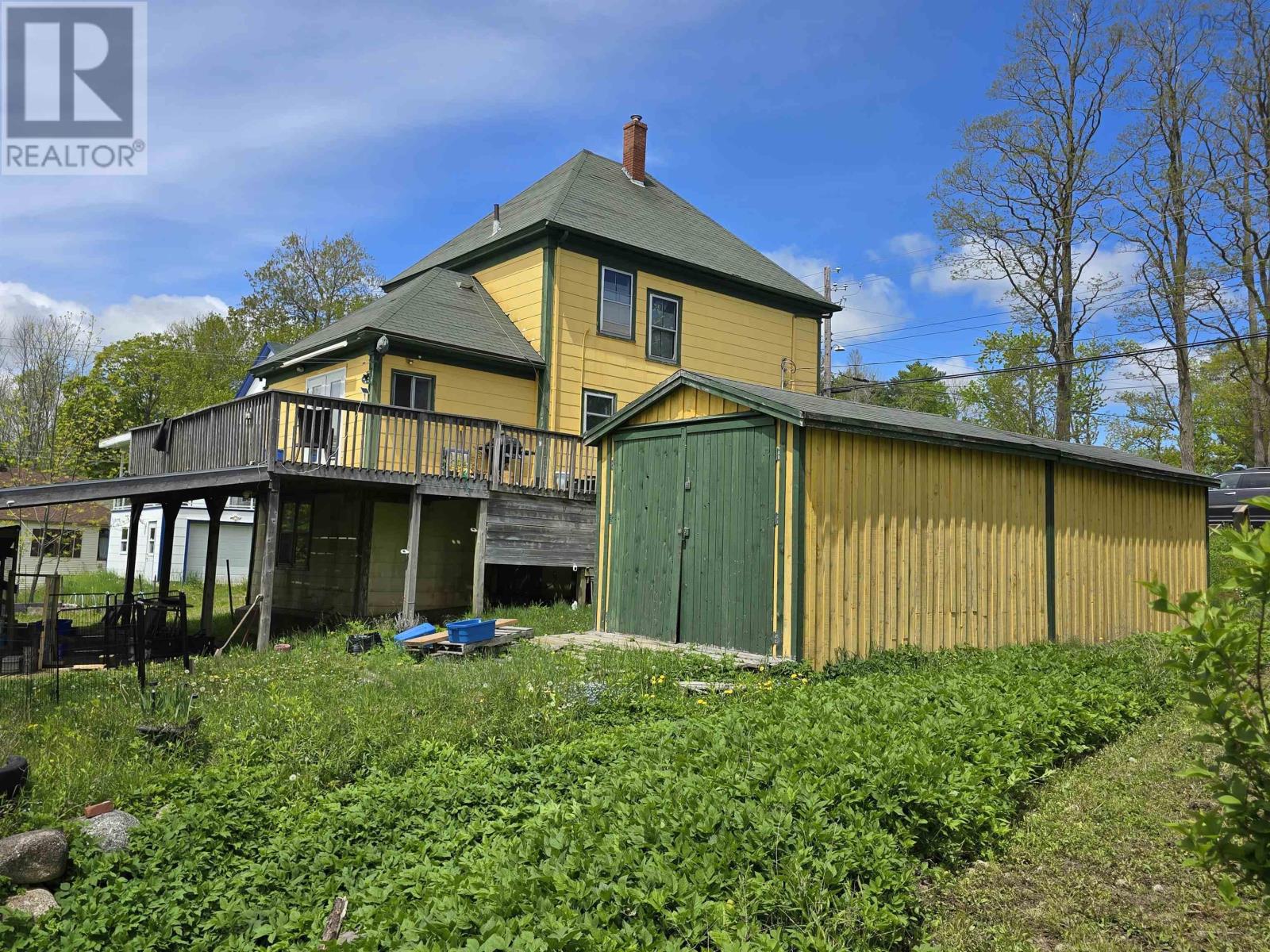 63 Elm Street, Bridgewater, Nova Scotia  B4V 2V5 - Photo 6 - 202512438