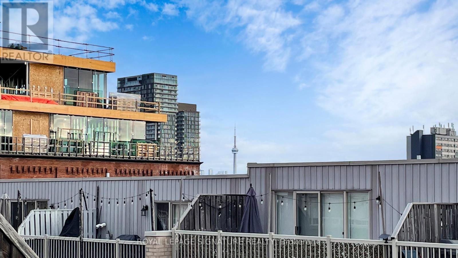 226 - 25 Turntable Crescent, Toronto, Ontario  M6H 4K8 - Photo 15 - W12640418