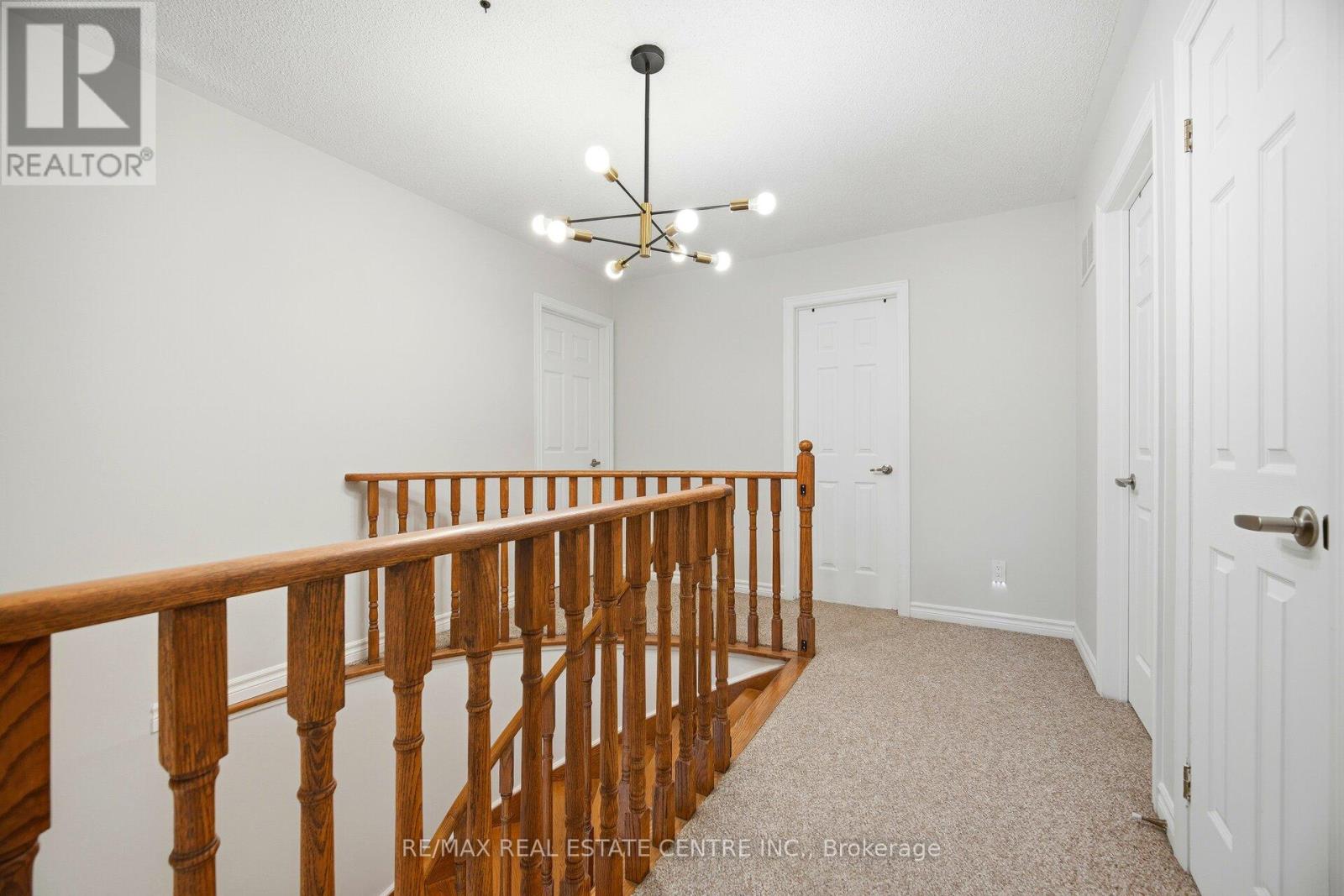 61 Sunforest Drive, Brampton, Ontario  L6Z 2W7 - Photo 18 - W12687684