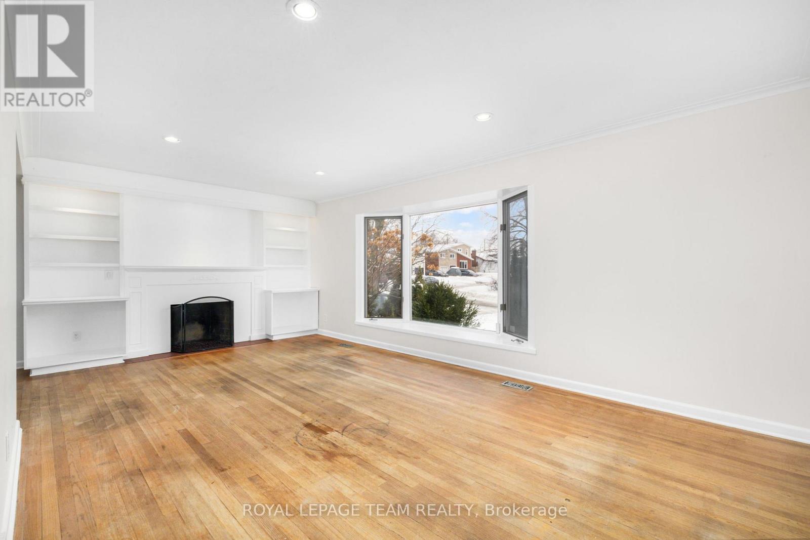 2358 Malone Crescent, Ottawa, Ontario  K2C 1L5 - Photo 11 - X12690288