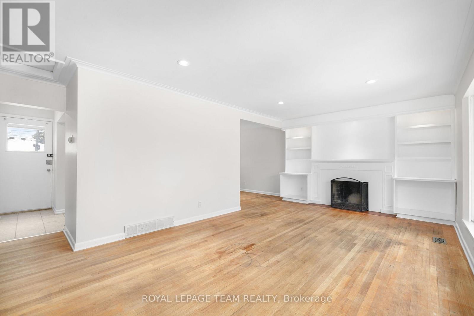 2358 Malone Crescent, Ottawa, Ontario  K2C 1L5 - Photo 12 - X12690288