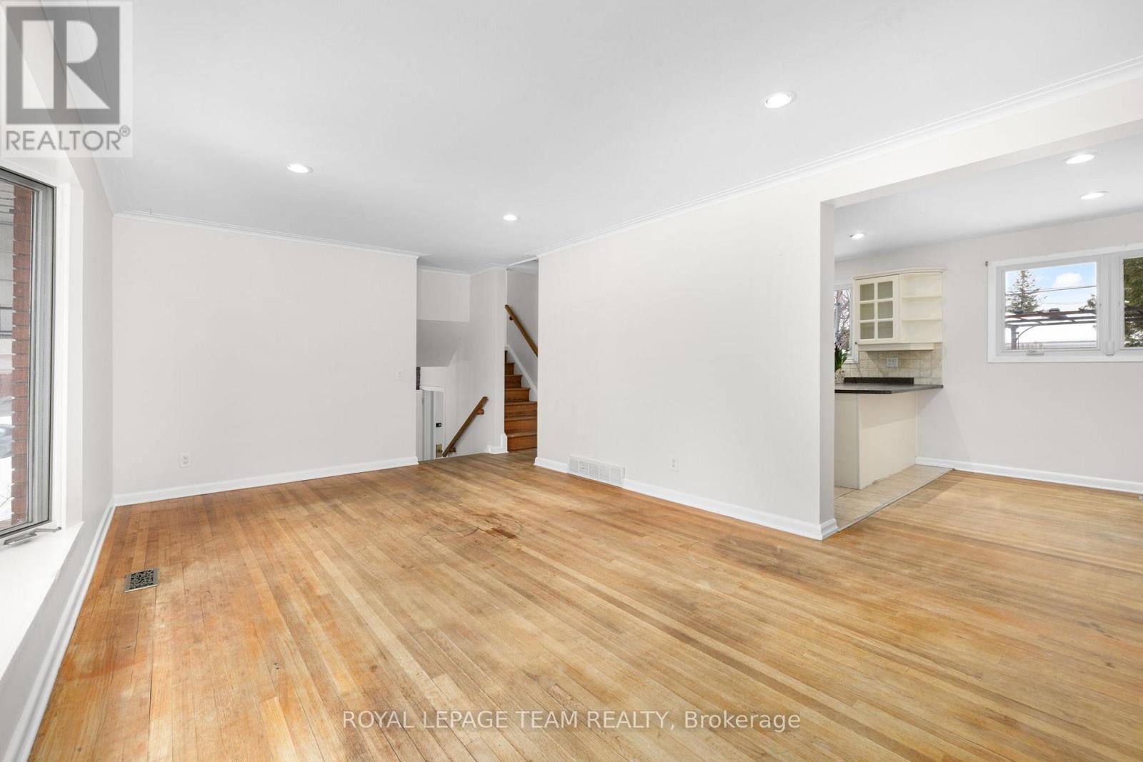 2358 Malone Crescent, Ottawa, Ontario  K2C 1L5 - Photo 15 - X12690288