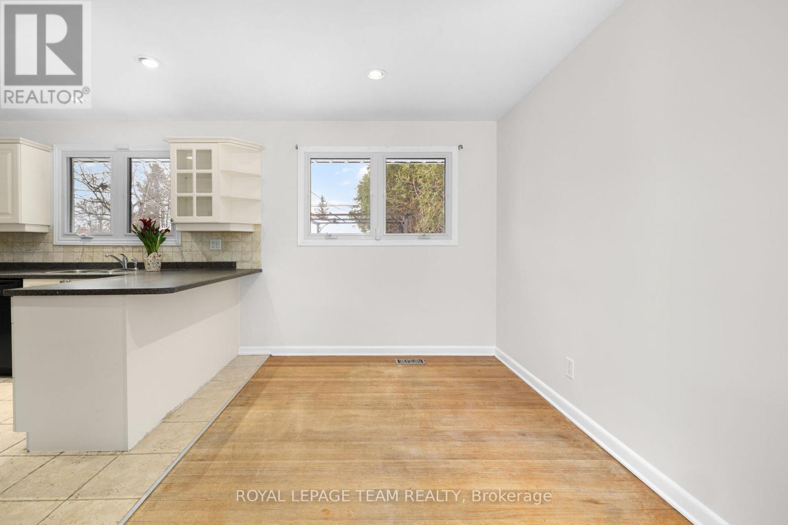 2358 Malone Crescent, Ottawa, Ontario  K2C 1L5 - Photo 17 - X12690288