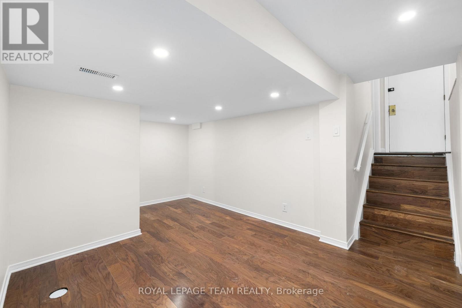 2358 Malone Crescent, Ottawa, Ontario  K2C 1L5 - Photo 38 - X12690288