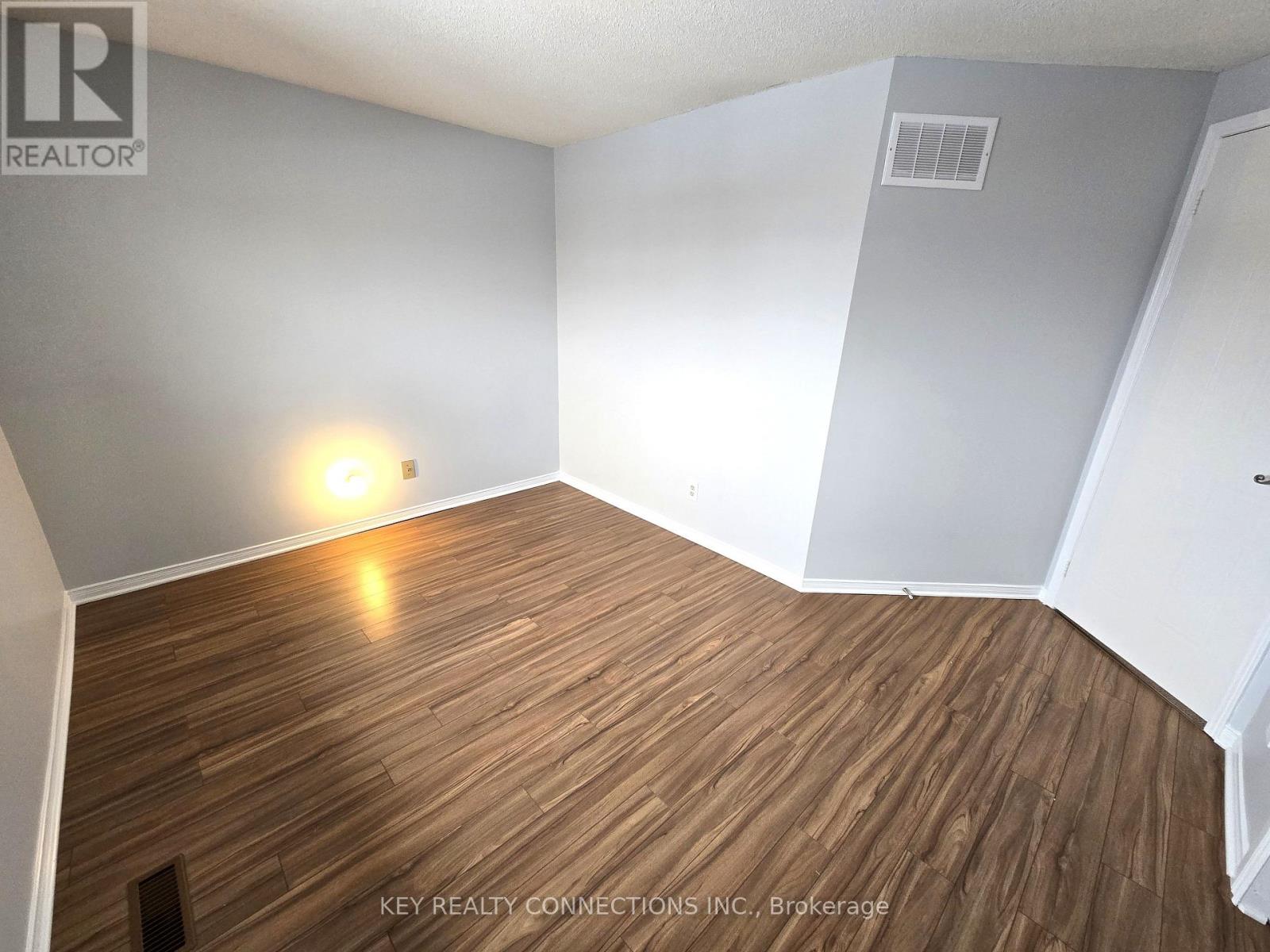 2425 Headon Forest Drive, Burlington, Ontario  L7M 3K7 - Photo 31 - W12653160