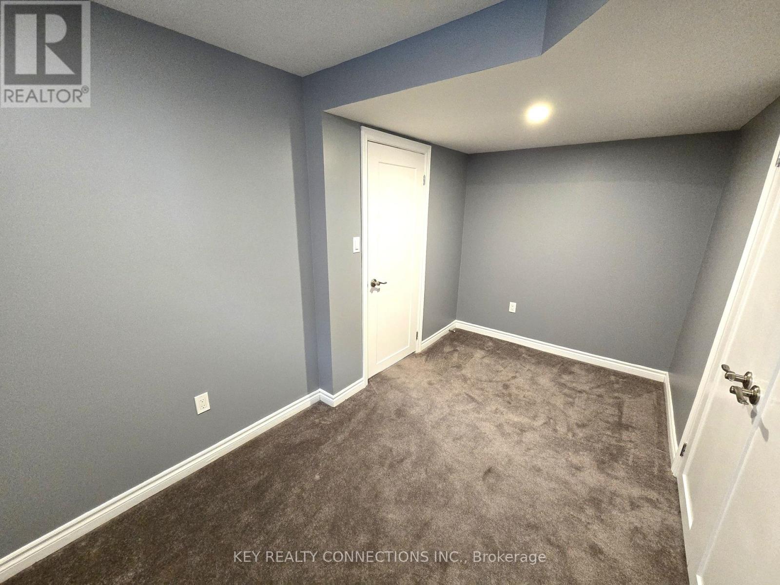 2425 Headon Forest Drive, Burlington, Ontario  L7M 3K7 - Photo 46 - W12653160