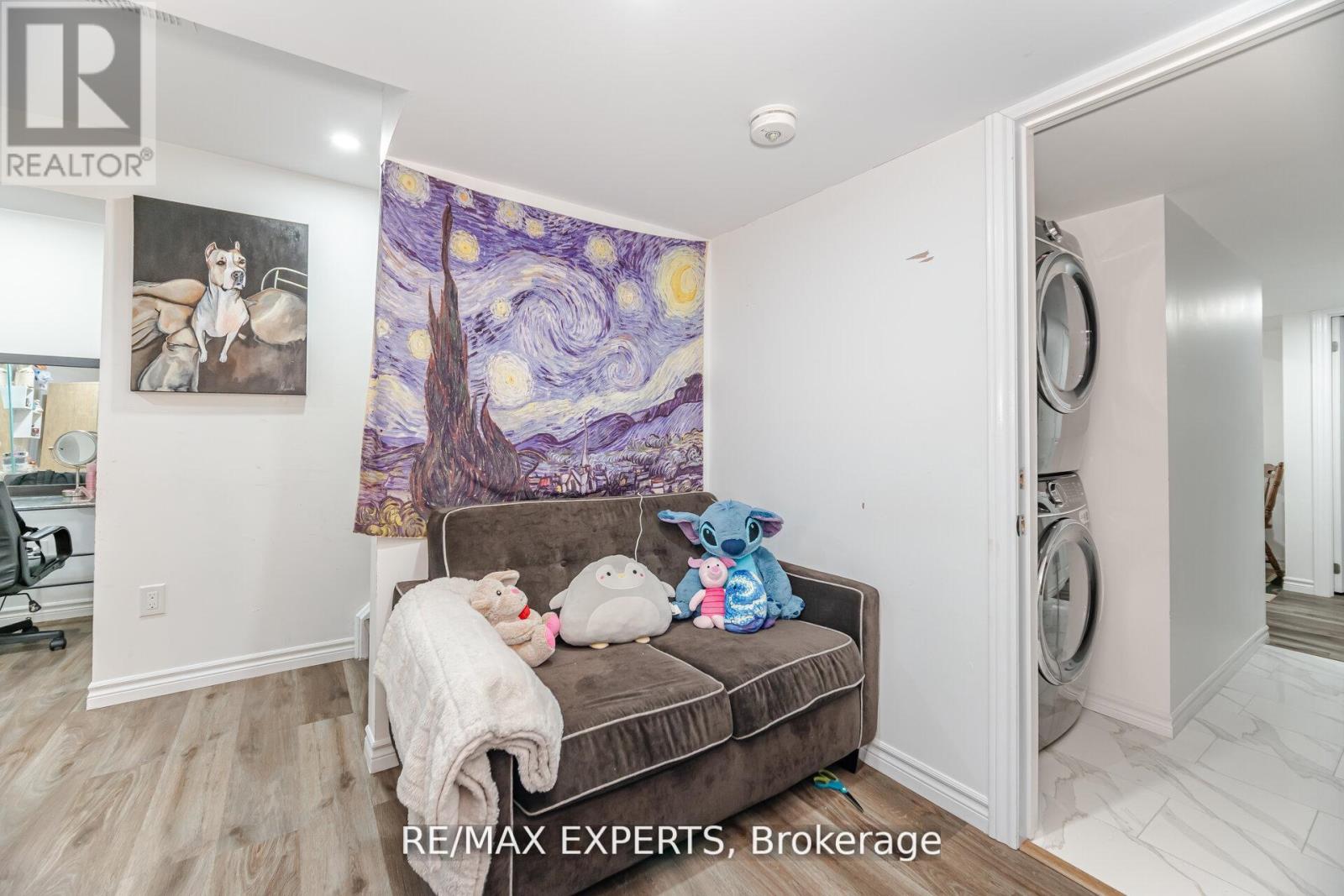 39 Robertson Davies Drive, Brampton, Ontario  L7A 1K3 - Photo 33 - W12680390