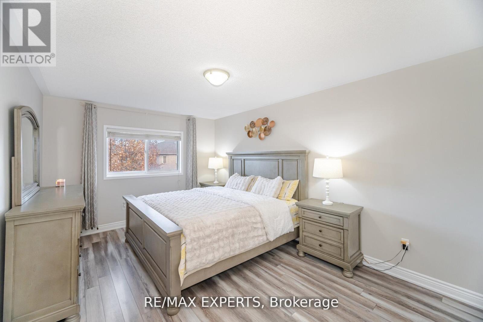 39 Robertson Davies Drive, Brampton, Ontario  L7A 1K3 - Photo 23 - W12680390