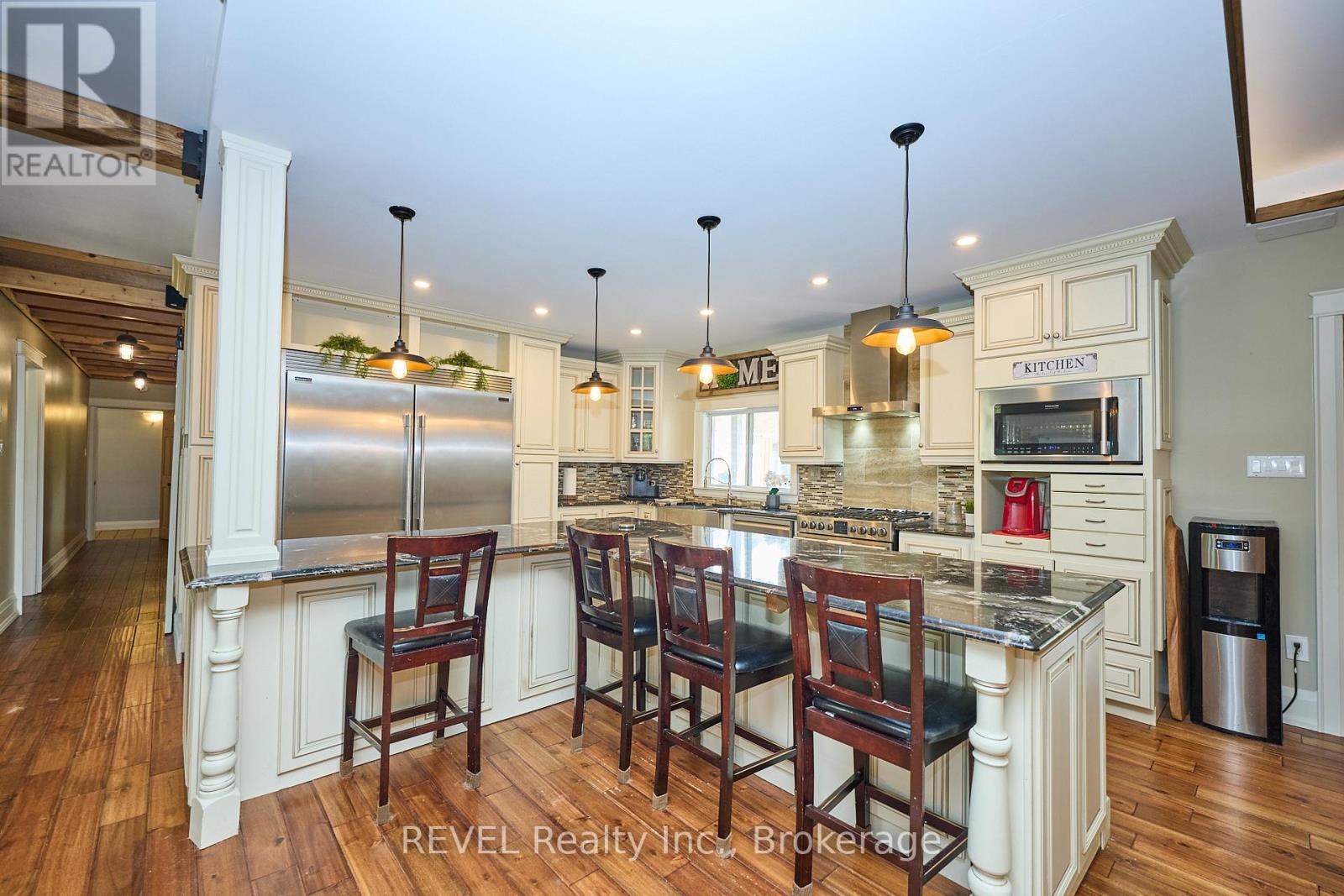 740 Highway 20, Pelham, Ontario  L0S 1C0 - Photo 14 - X12690234