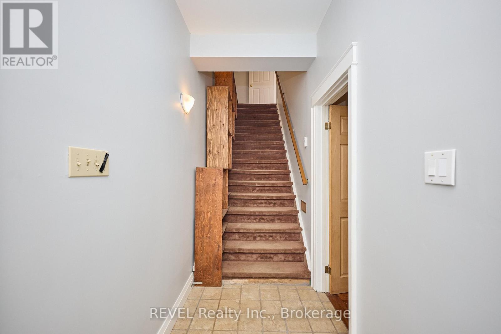 740 Highway 20, Pelham, Ontario  L0S 1C0 - Photo 26 - X12690234