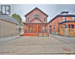 8 CLARK STREET, St. Catharines, Ontario