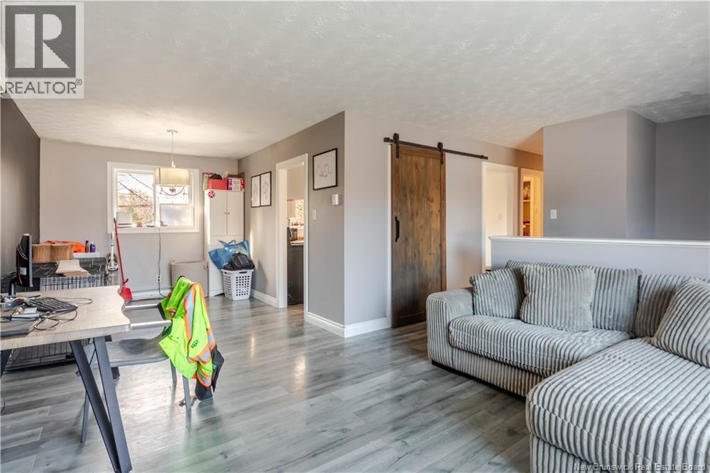 70 Emmerson Street, Fredericton, New Brunswick  E3B 6G8 - Photo 11 - NB132051