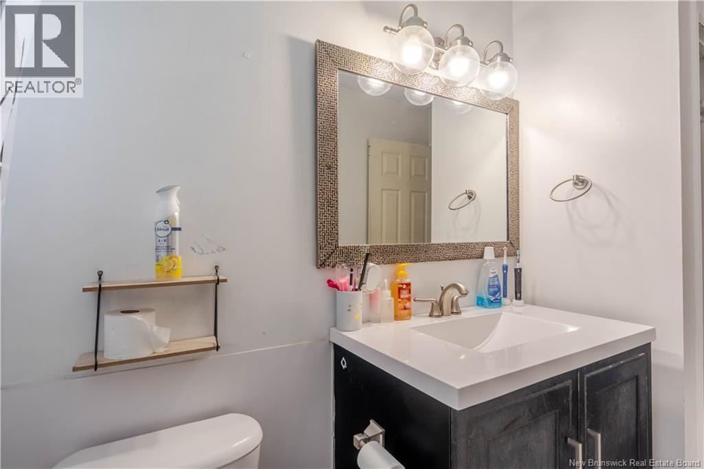 70 Emmerson Street, Fredericton, New Brunswick  E3B 6G8 - Photo 15 - NB132051