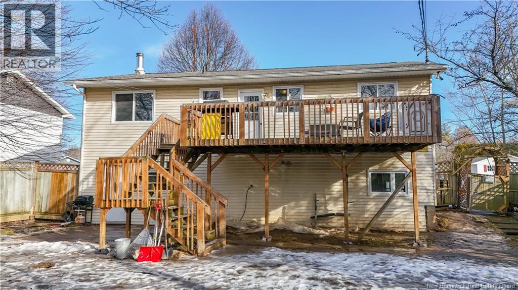 70 Emmerson Street, Fredericton, New Brunswick  E3B 6G8 - Photo 2 - NB132051