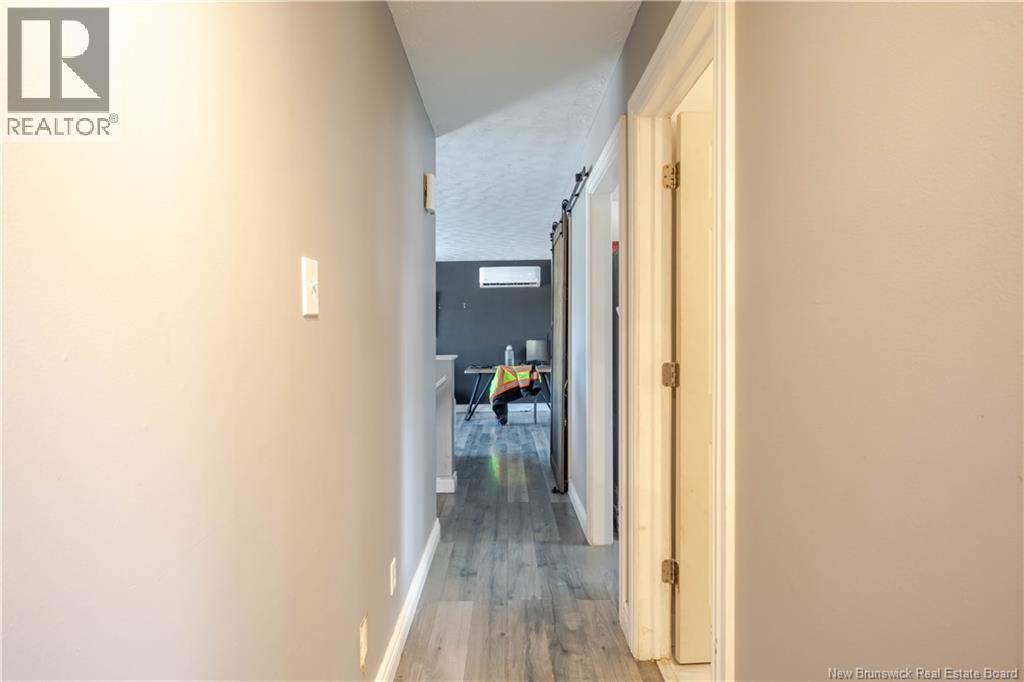 70 Emmerson Street, Fredericton, New Brunswick  E3B 6G8 - Photo 21 - NB132051