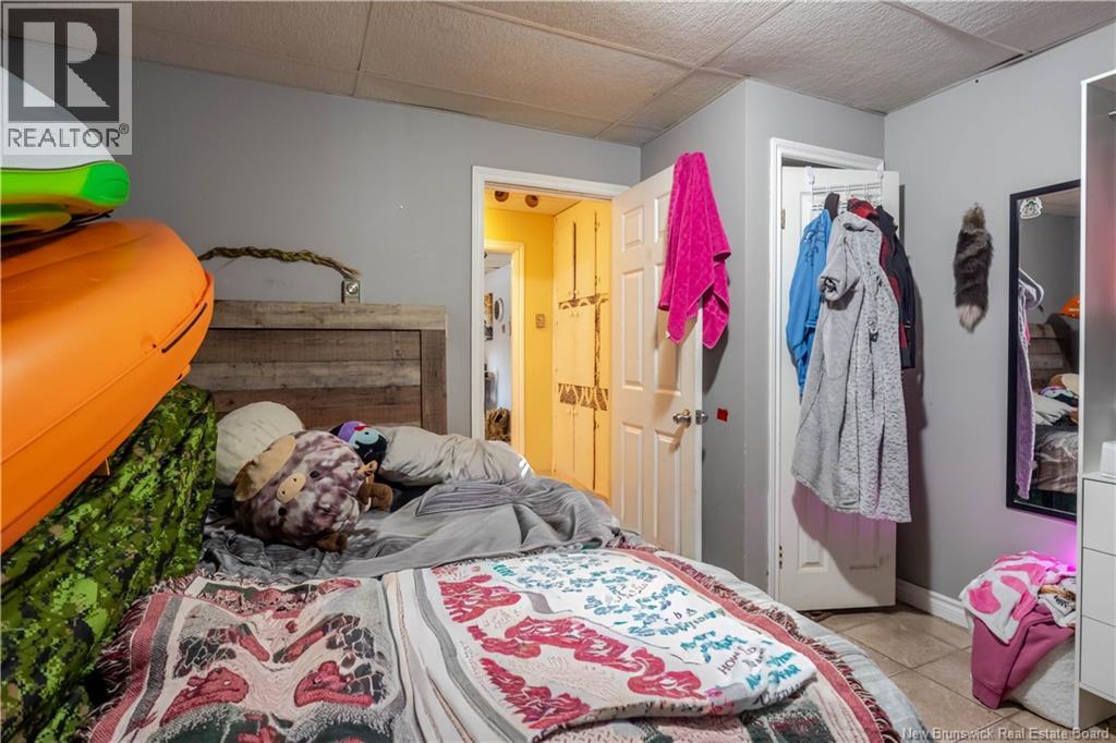 70 Emmerson Street, Fredericton, New Brunswick  E3B 6G8 - Photo 37 - NB132051