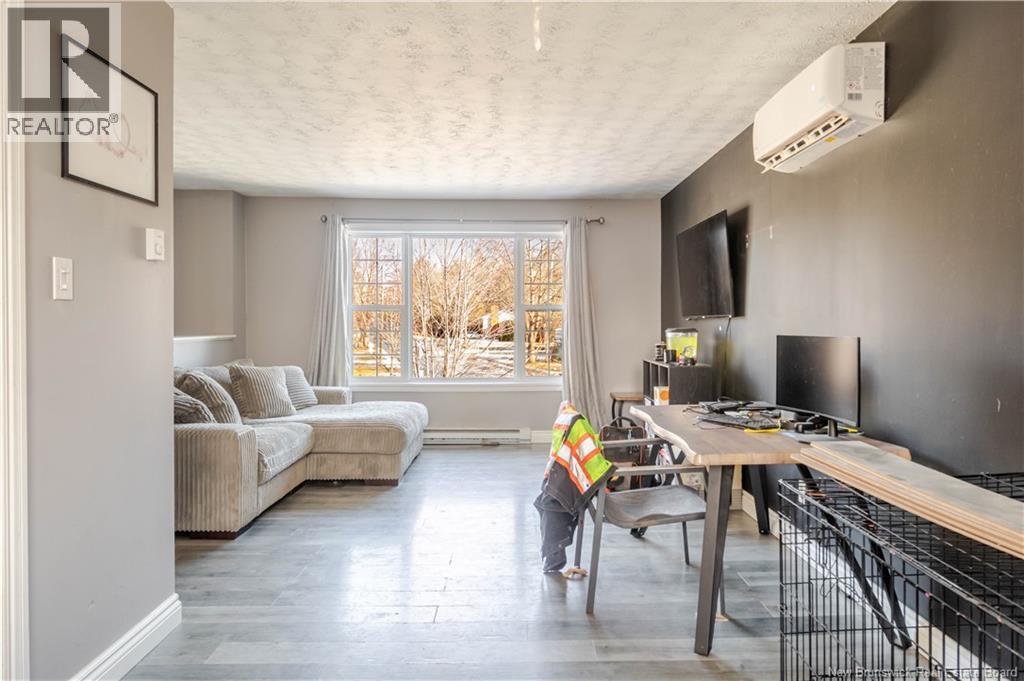 70 Emmerson Street, Fredericton, New Brunswick  E3B 6G8 - Photo 8 - NB132051