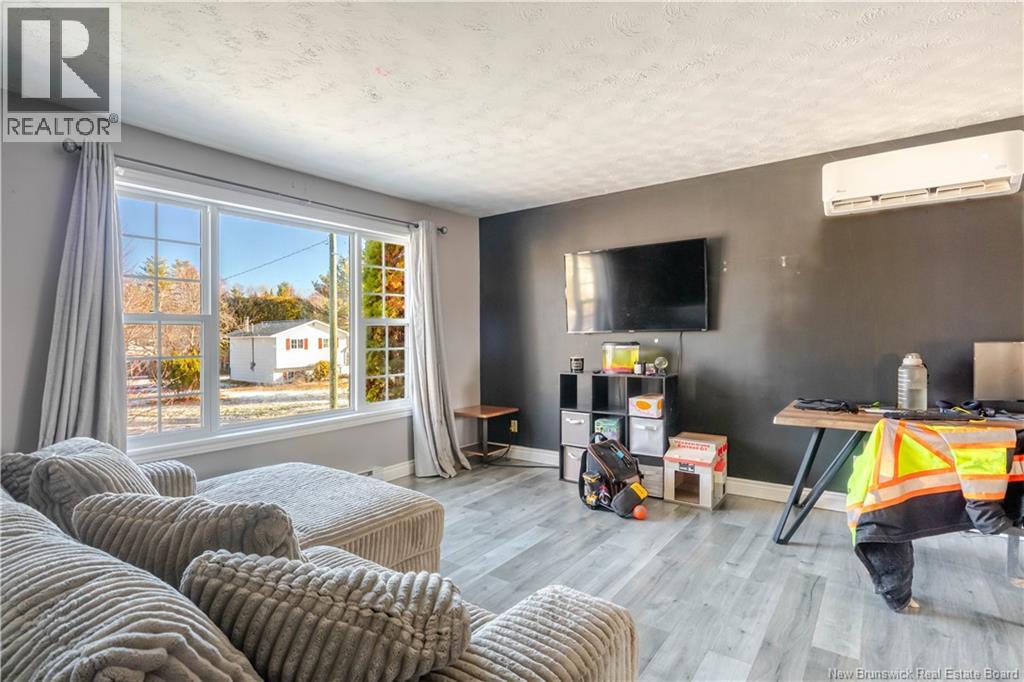 70 Emmerson Street, Fredericton, New Brunswick  E3B 6G8 - Photo 9 - NB132051