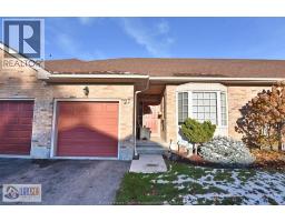 154 SEMENYN Unit# 27, Chatham, Ontario