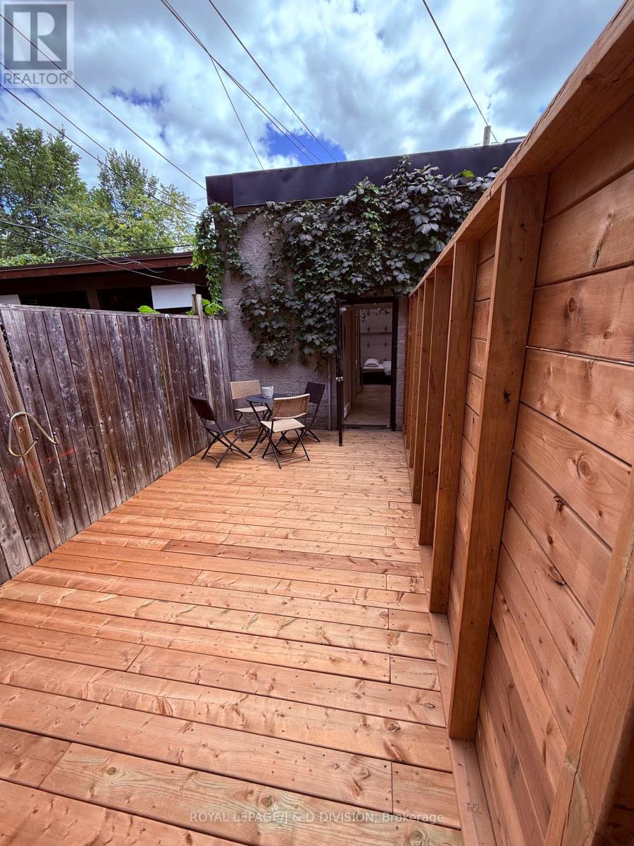 Rear - 43 Cecil Street, Toronto, Ontario  M5T 1N1 - Photo 2 - C12690230