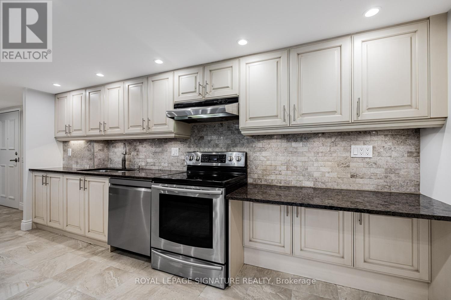 319 - 255 The Donway W, Toronto, Ontario  M3B 3M3 - Photo 14 - C12690242