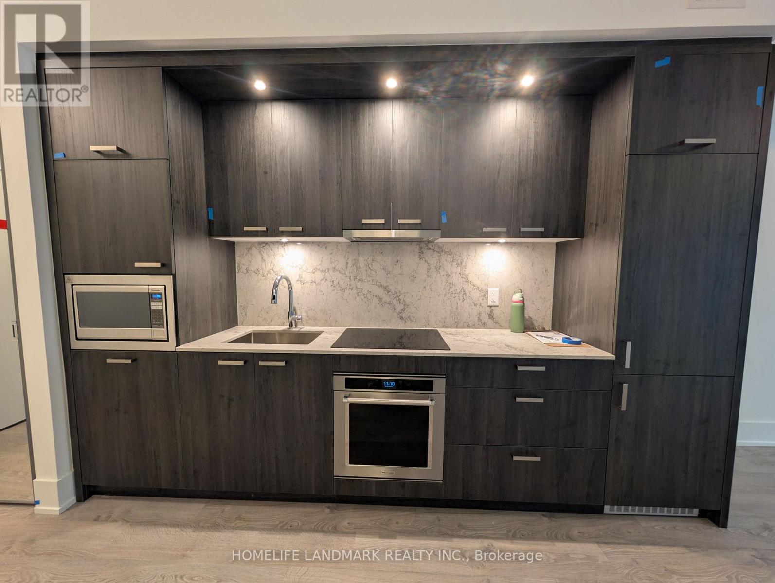 819 - 115 Denison Avenue, Toronto, Ontario  M5T 2N1 - Photo 4 - C12690264