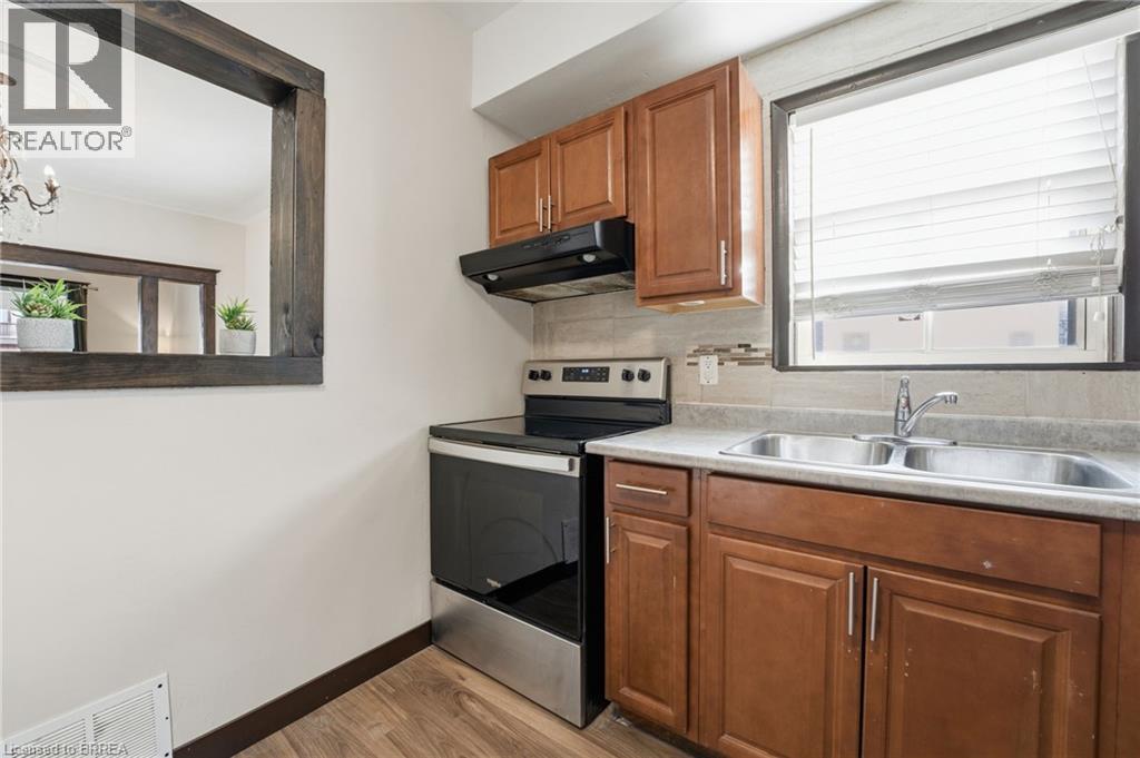 87 Barnesdale Avenue N, Hamilton, Ontario  L8L 6S4 - Photo 10 - 40797774