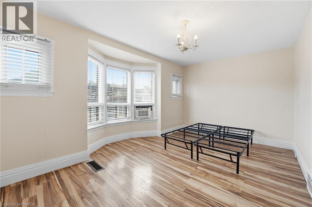 87 Barnesdale Avenue N, Hamilton, Ontario  L8L 6S4 - Photo 16 - 40797774