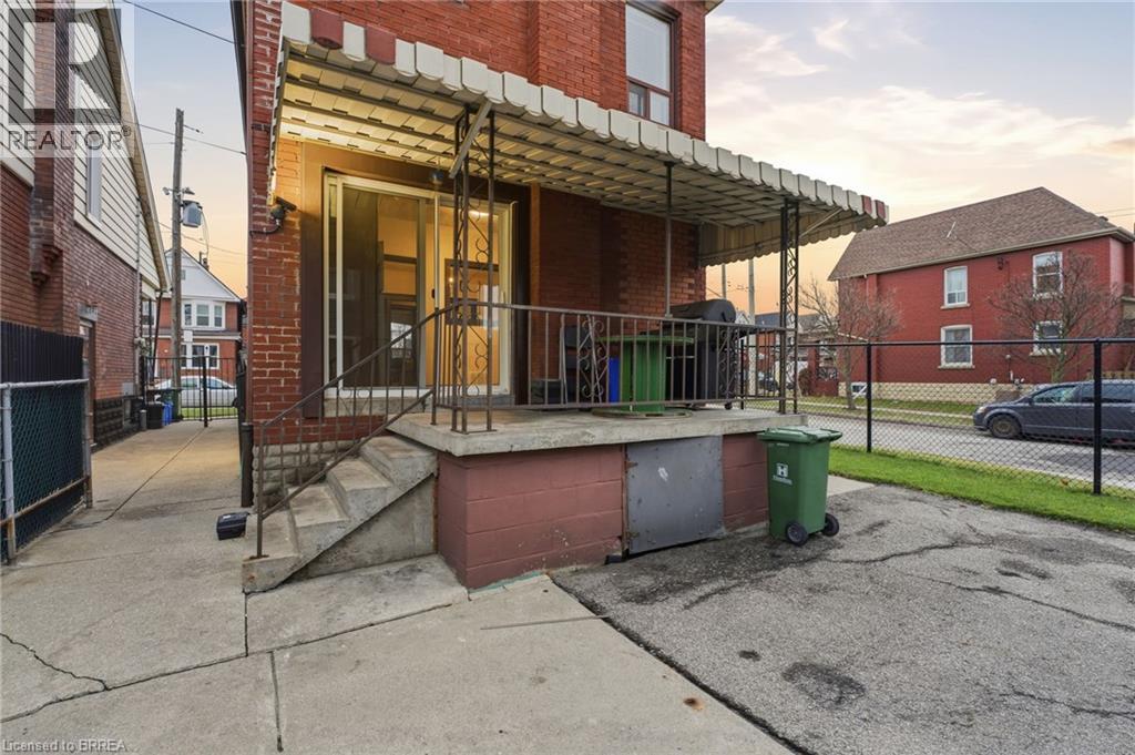 87 Barnesdale Avenue N, Hamilton, Ontario  L8L 6S4 - Photo 28 - 40797774