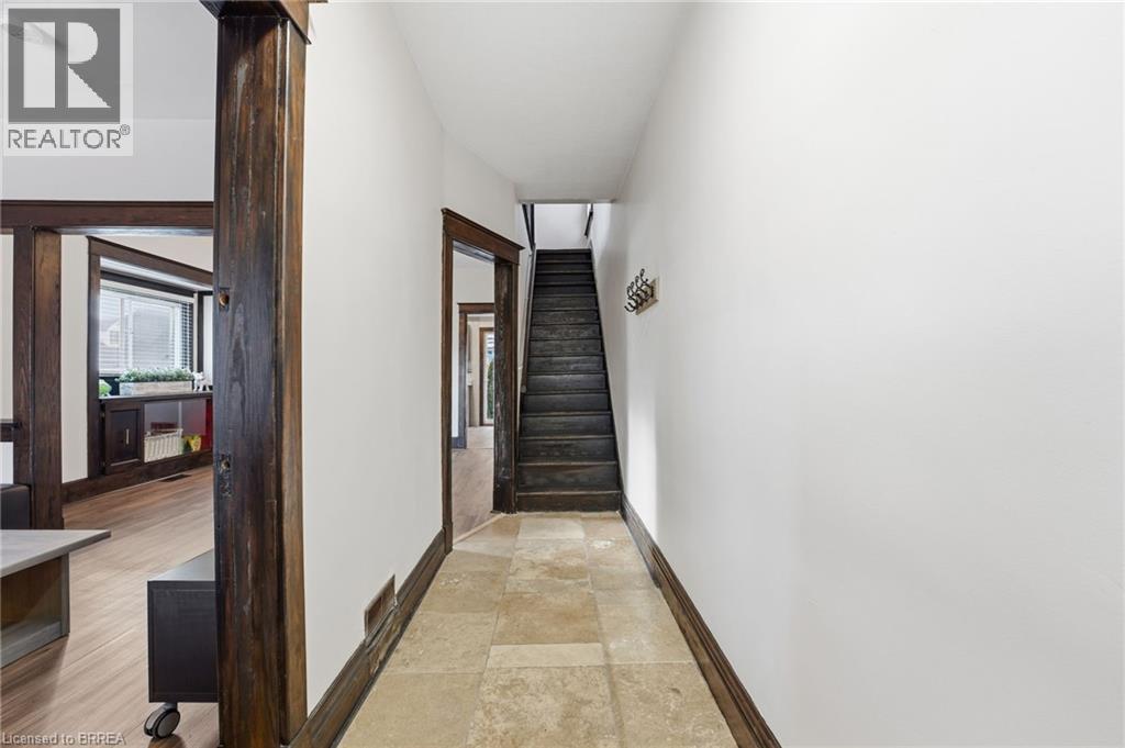 87 Barnesdale Avenue N, Hamilton, Ontario  L8L 6S4 - Photo 6 - 40797774