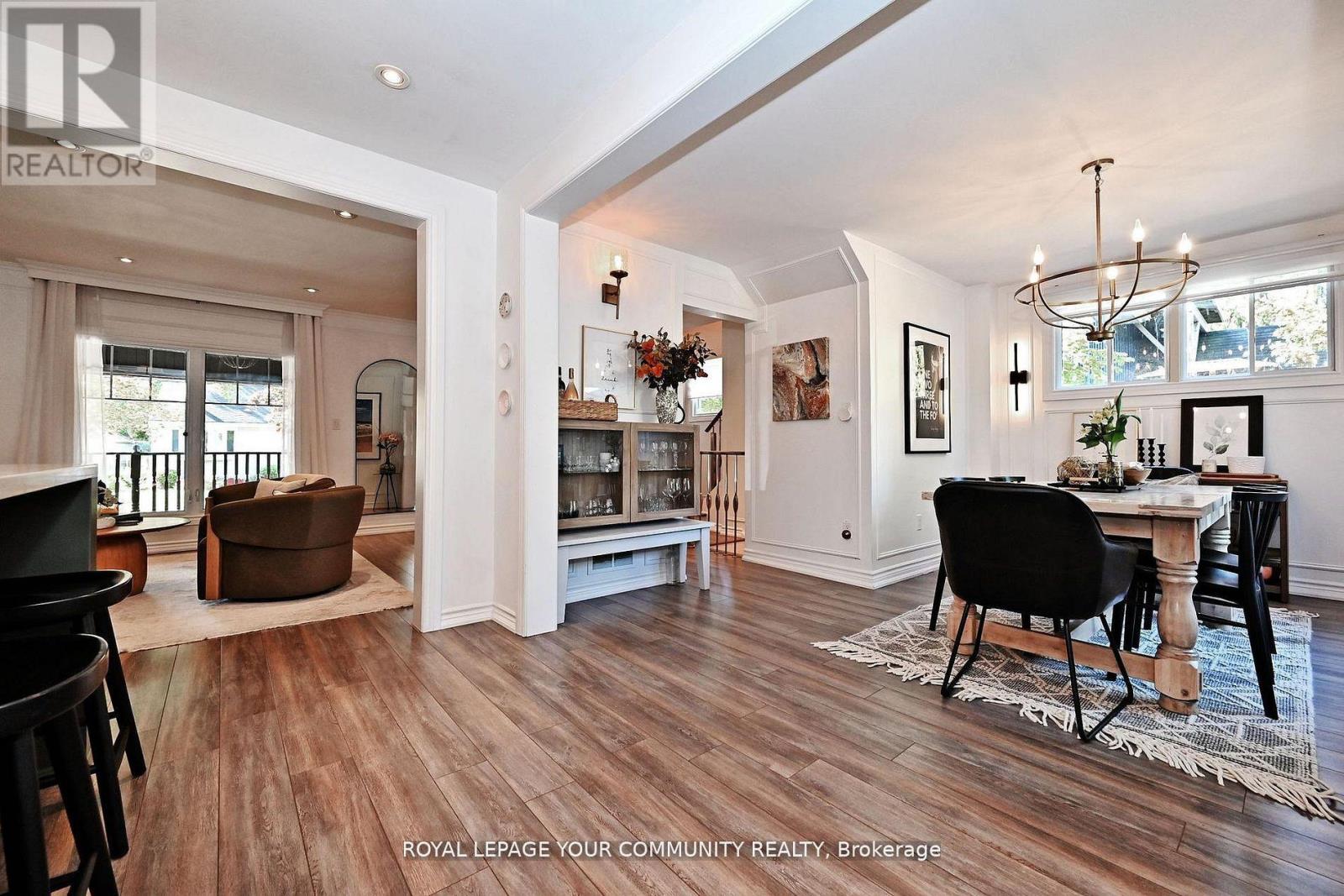 82 Centre Street, Aurora, Ontario  L4G 1J8 - Photo 11 - N12690318