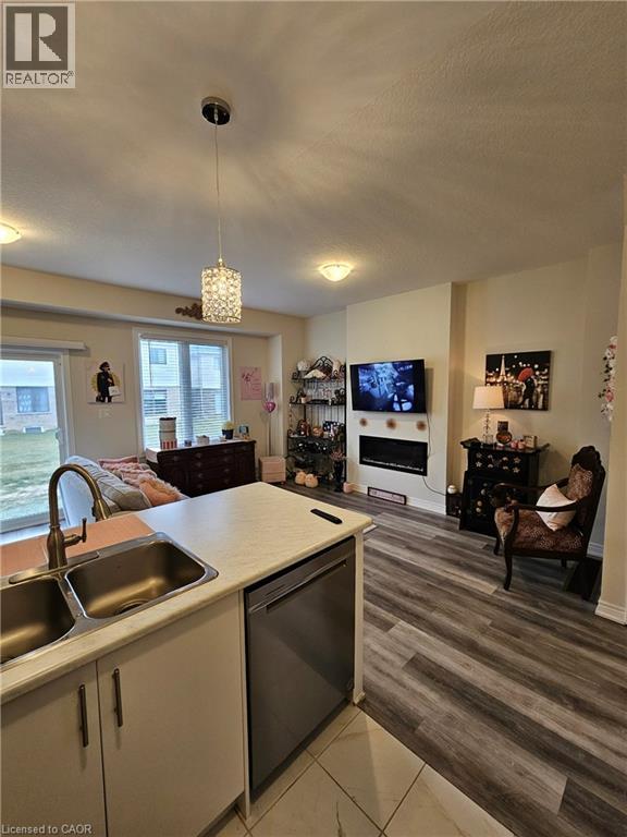 9 Mia Drive, Hamilton, Ontario  L9B 0K1 - Photo 6 - 40797955