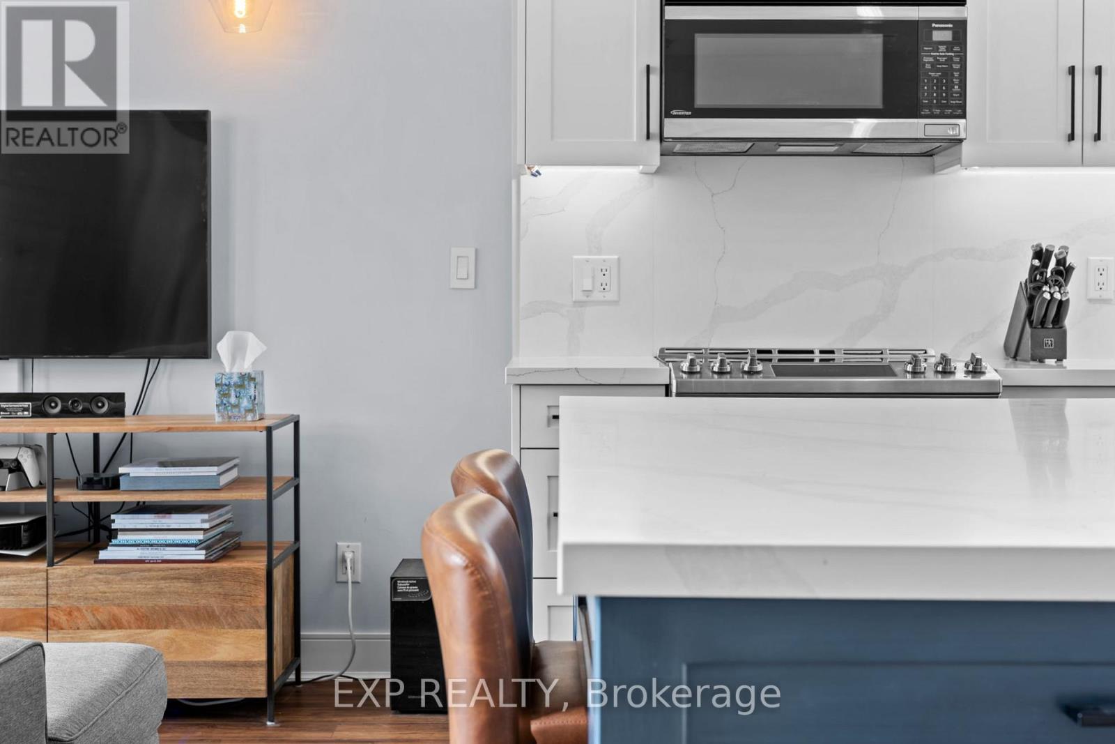 637 - 250 Manitoba Street, Toronto, Ontario  M8Y 4G8 - Photo 15 - W12690224