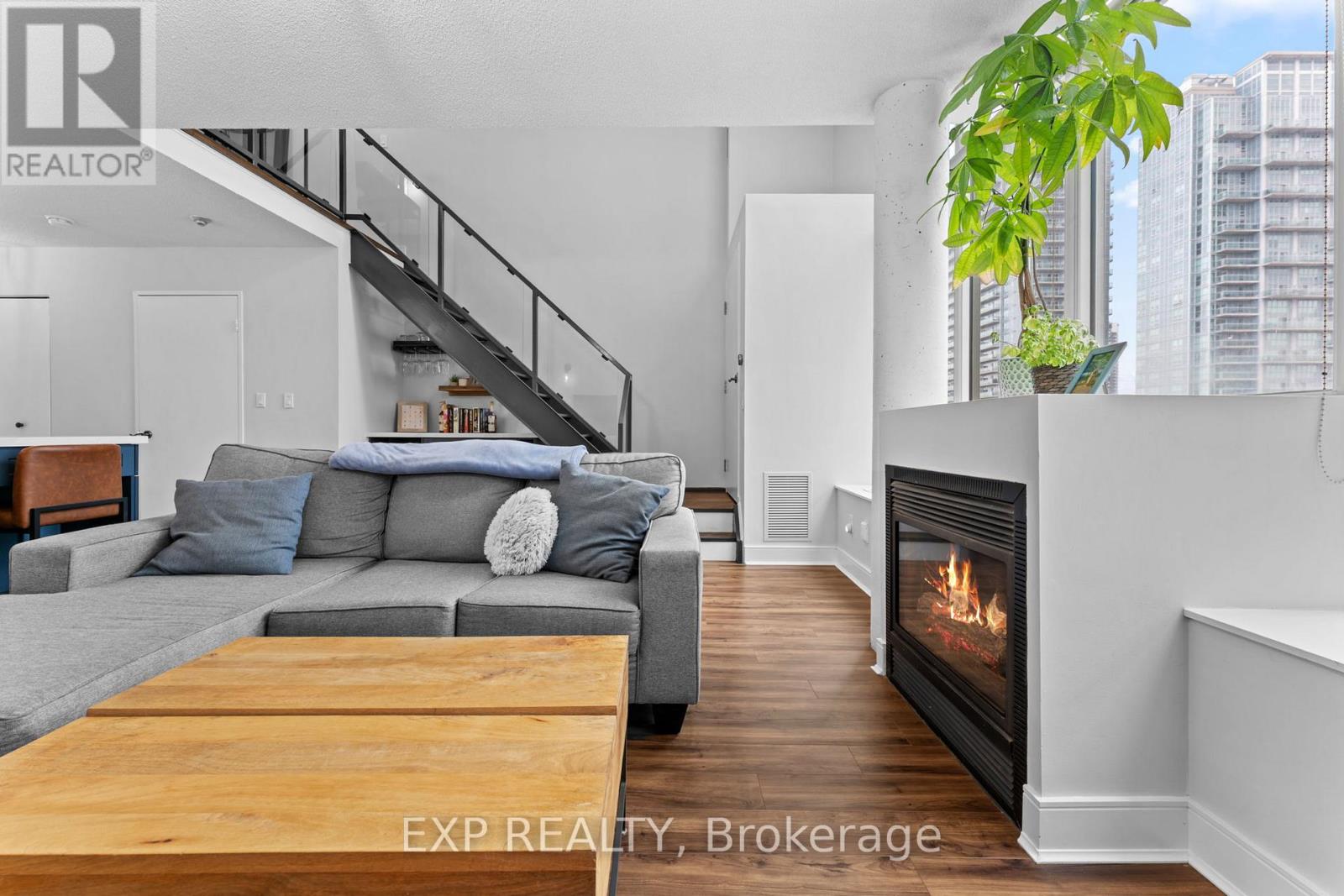 637 - 250 Manitoba Street, Toronto, Ontario  M8Y 4G8 - Photo 17 - W12690224