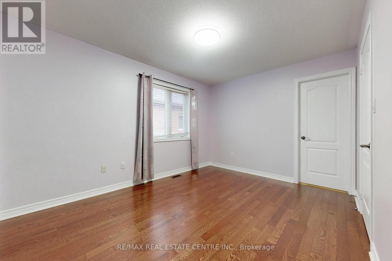 5421 Freshwater Drive, Mississauga, Ontario  L5M 0J8 - Photo 43 - W12690250