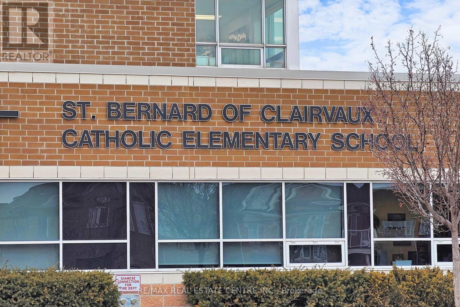 5421 Freshwater Drive, Mississauga, Ontario  L5M 0J8 - Photo 49 - W12690250