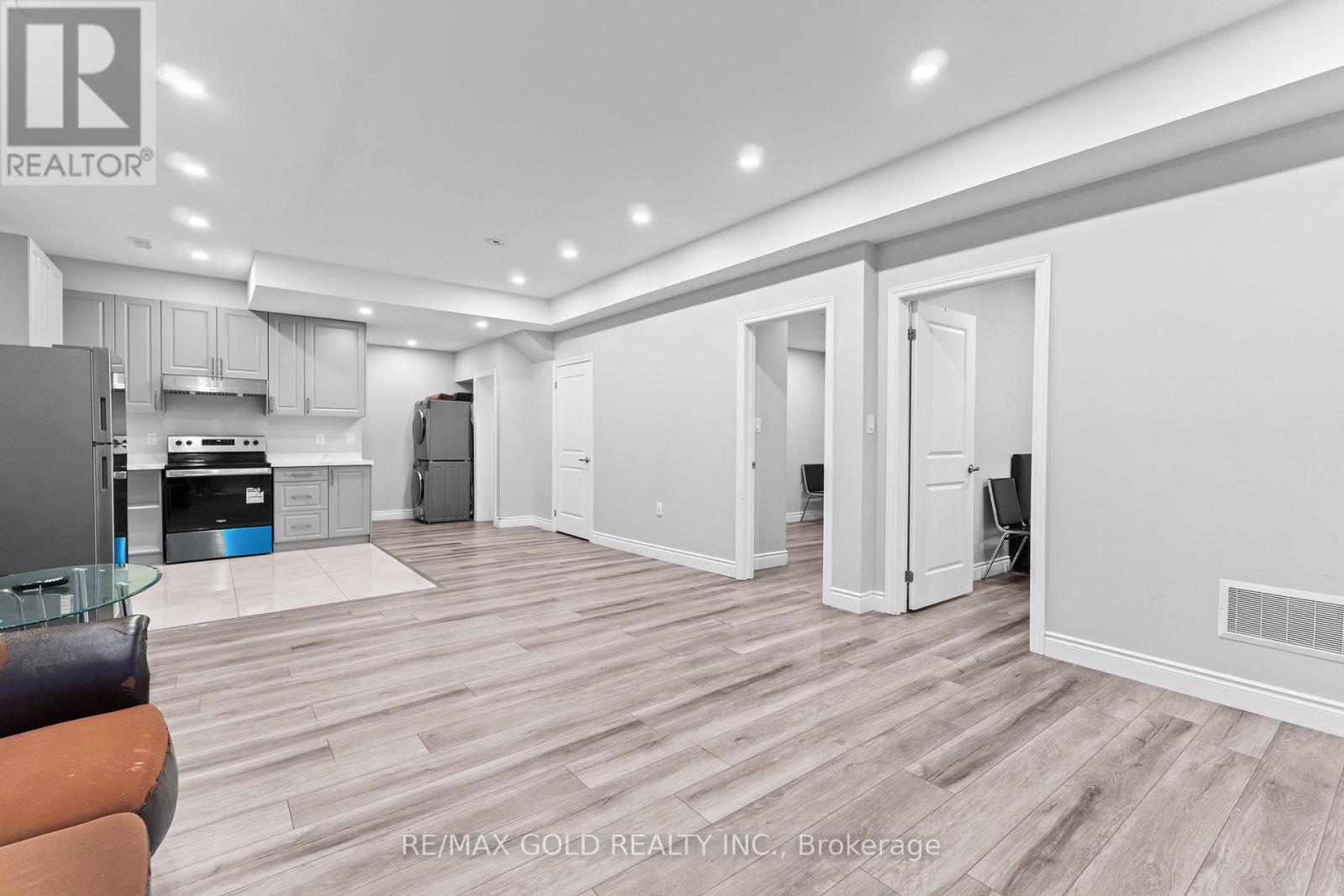 41 Rainbrook Close, Brampton, Ontario  L6R 0Y9 - Photo 41 - W12690256