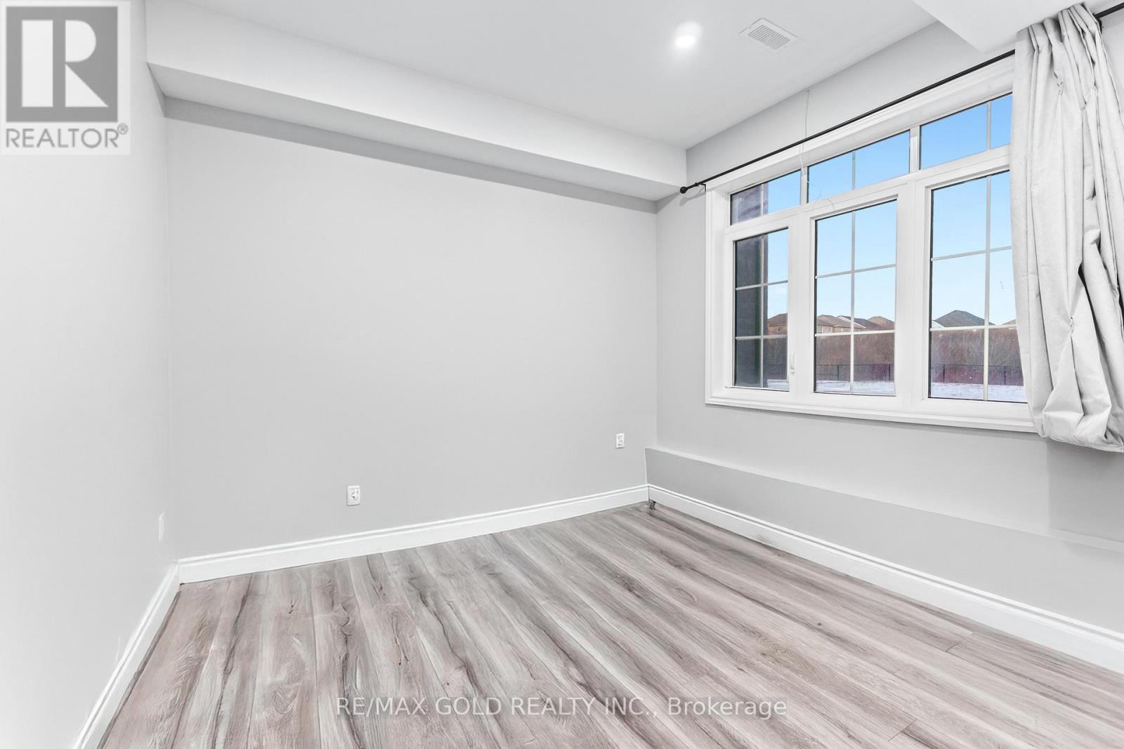 41 Rainbrook Close, Brampton, Ontario  L6R 0Y9 - Photo 43 - W12690256