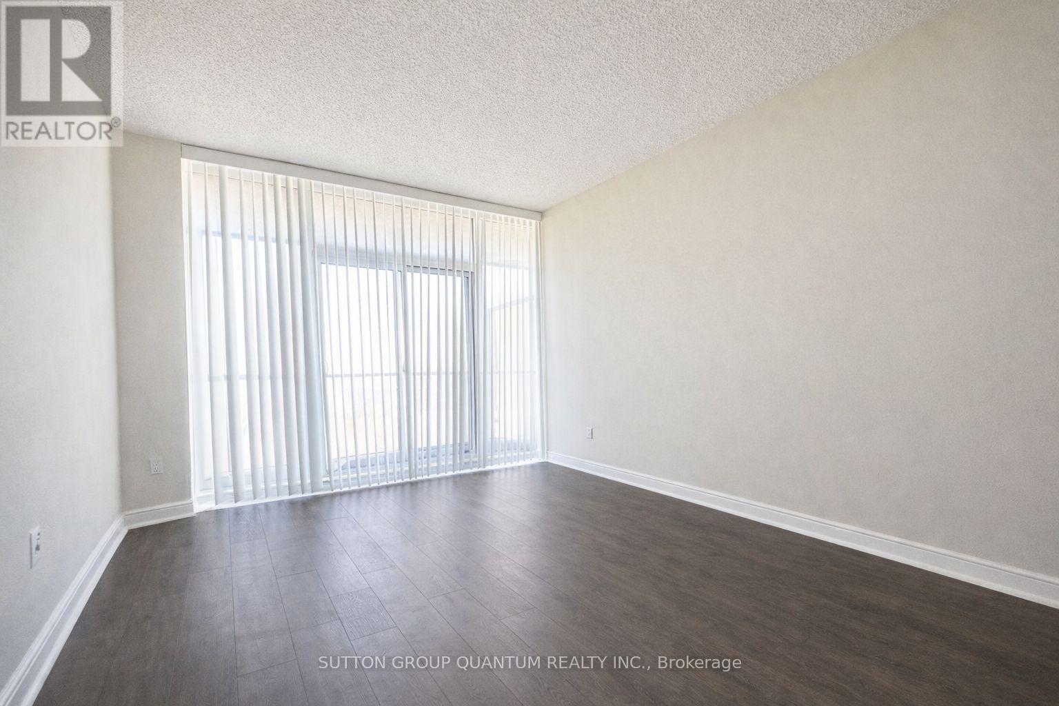1710 - 339 Rathburn Road W, Mississauga, Ontario  L5B 0K6 - Photo 6 - W12690282