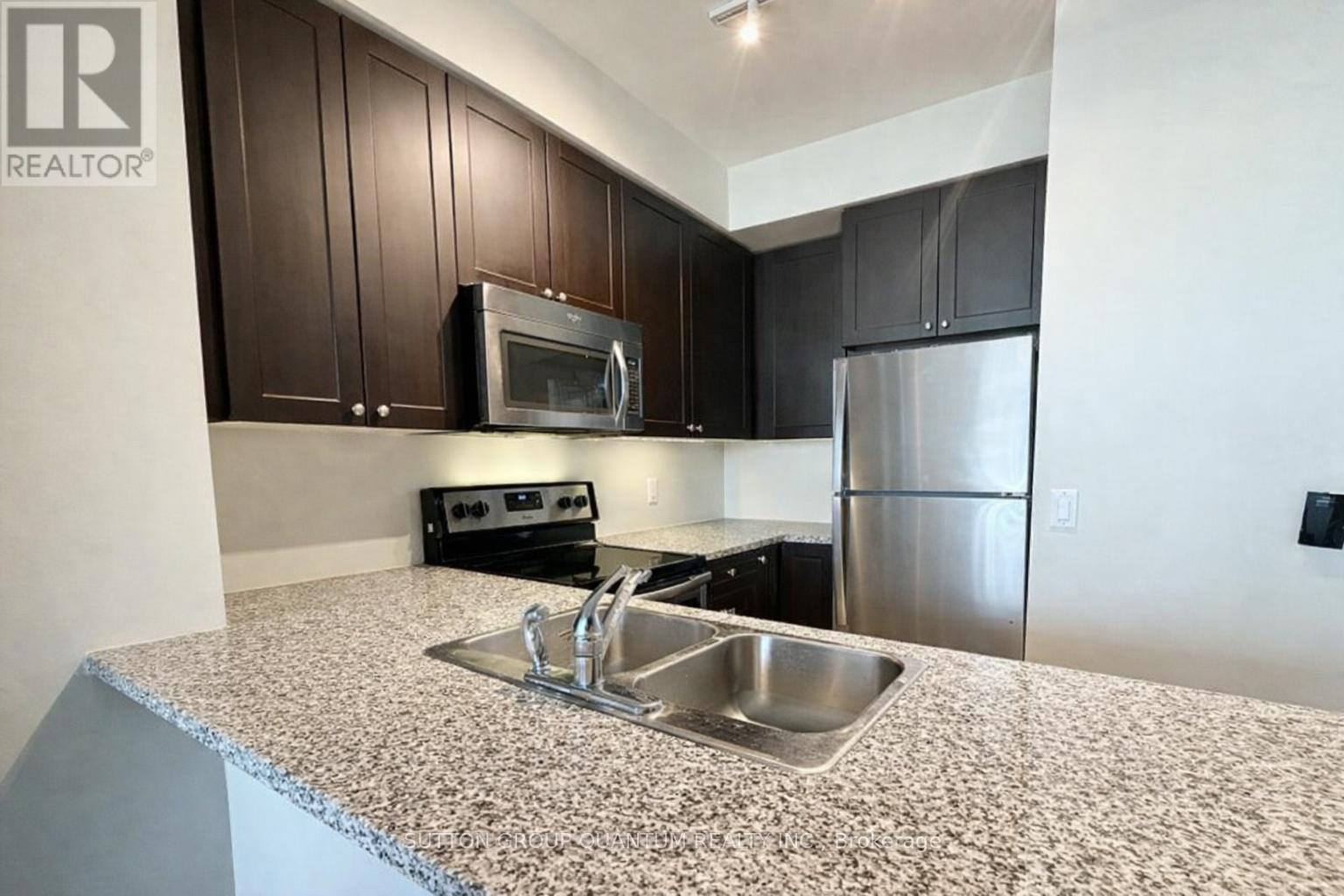 1710 - 339 Rathburn Road W, Mississauga, Ontario  L5B 0K6 - Photo 8 - W12690282