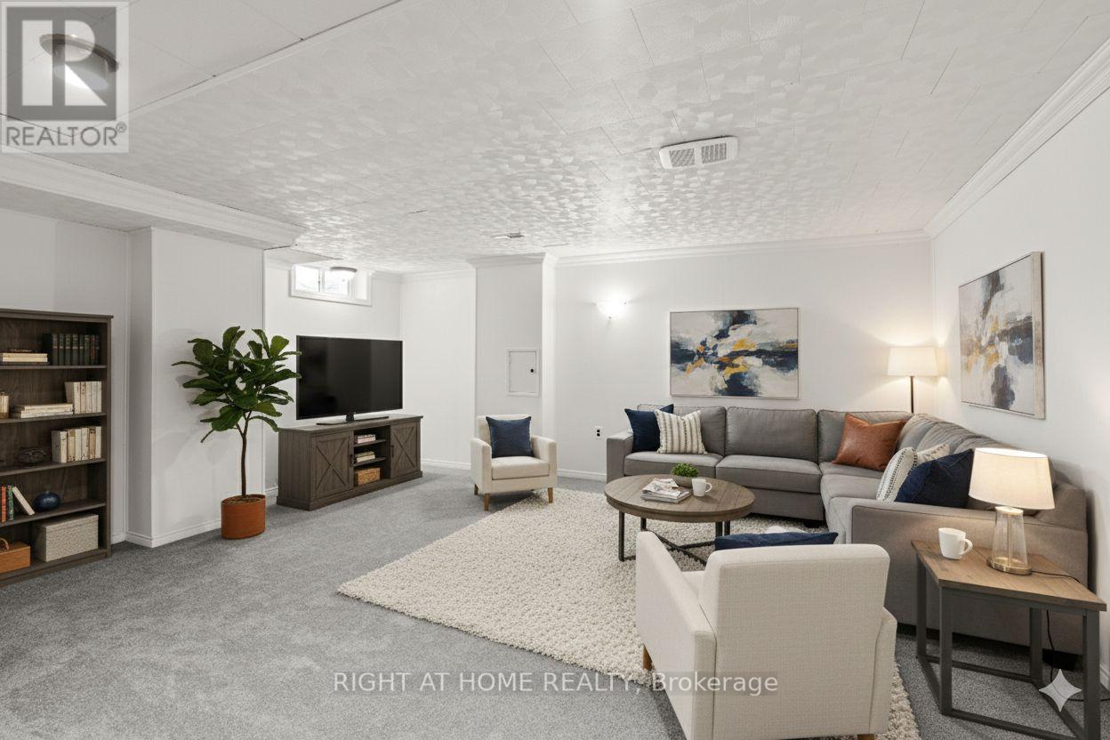 9 Aurora Crescent, Ottawa, Ontario K2G 0Z6 - Photo 28 - X12686548