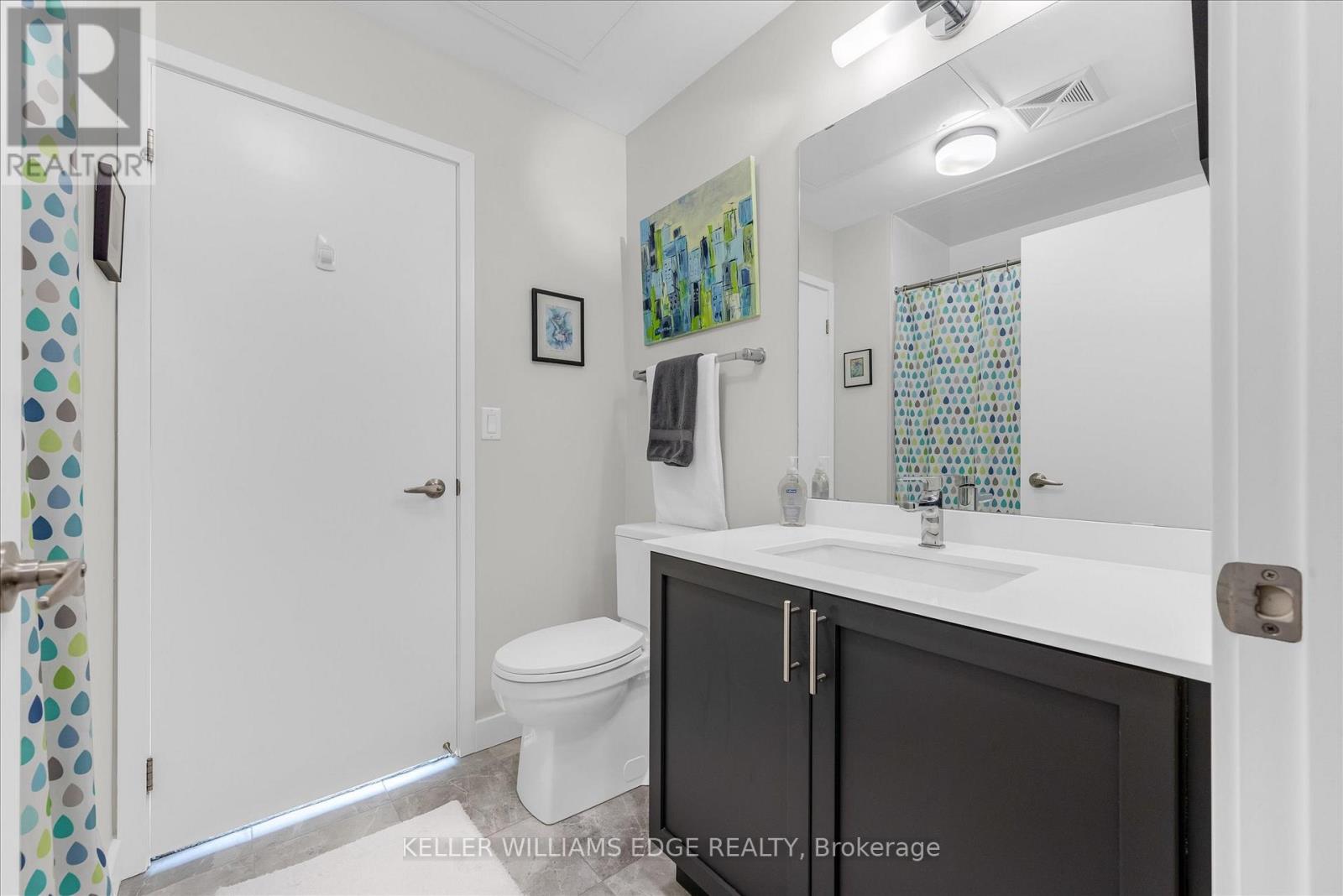 402 - 150 Sabina Drive, Oakville, Ontario  L6H 0W3 - Photo 14 - W12690300